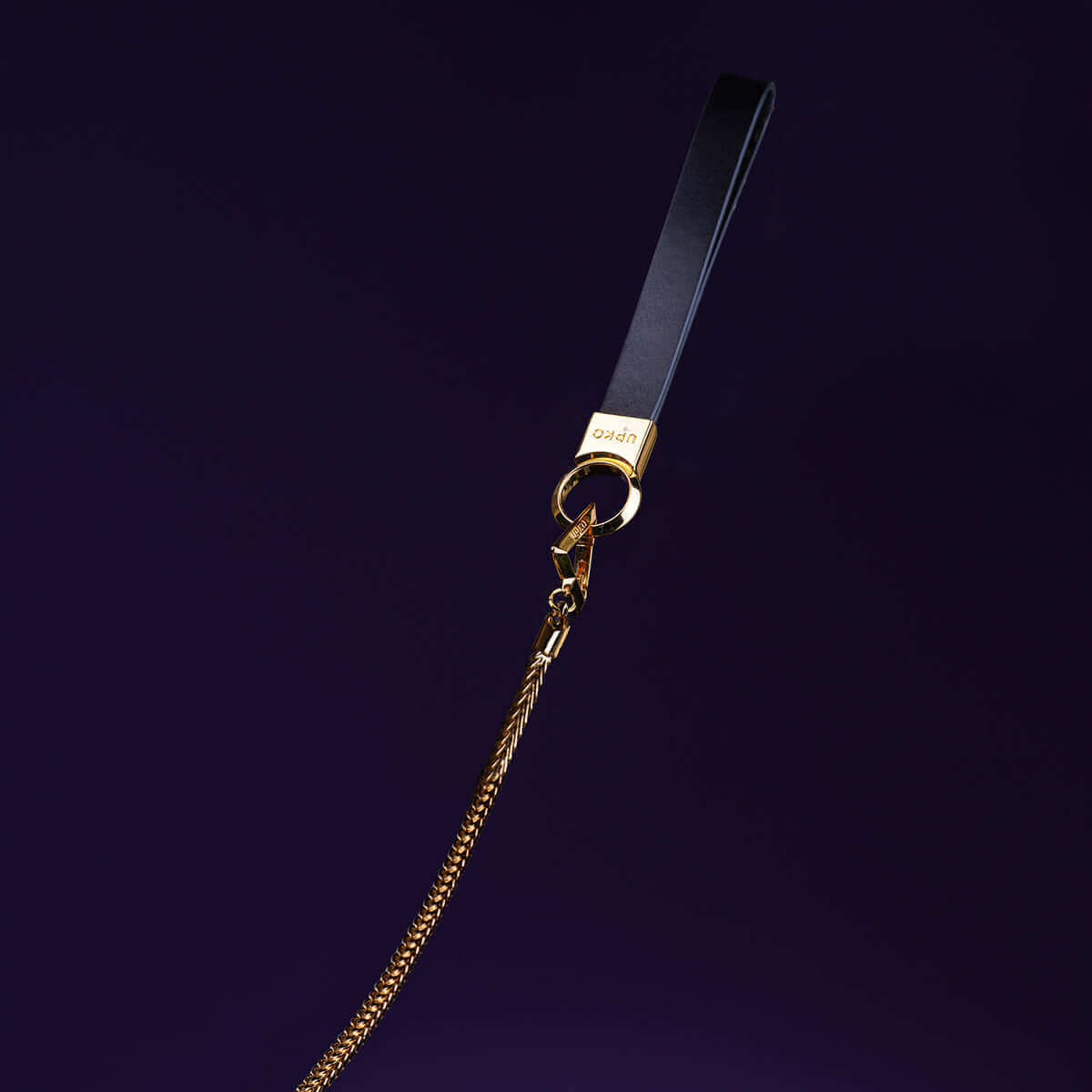 UPKO "Moist Eyes" Pearl Leash