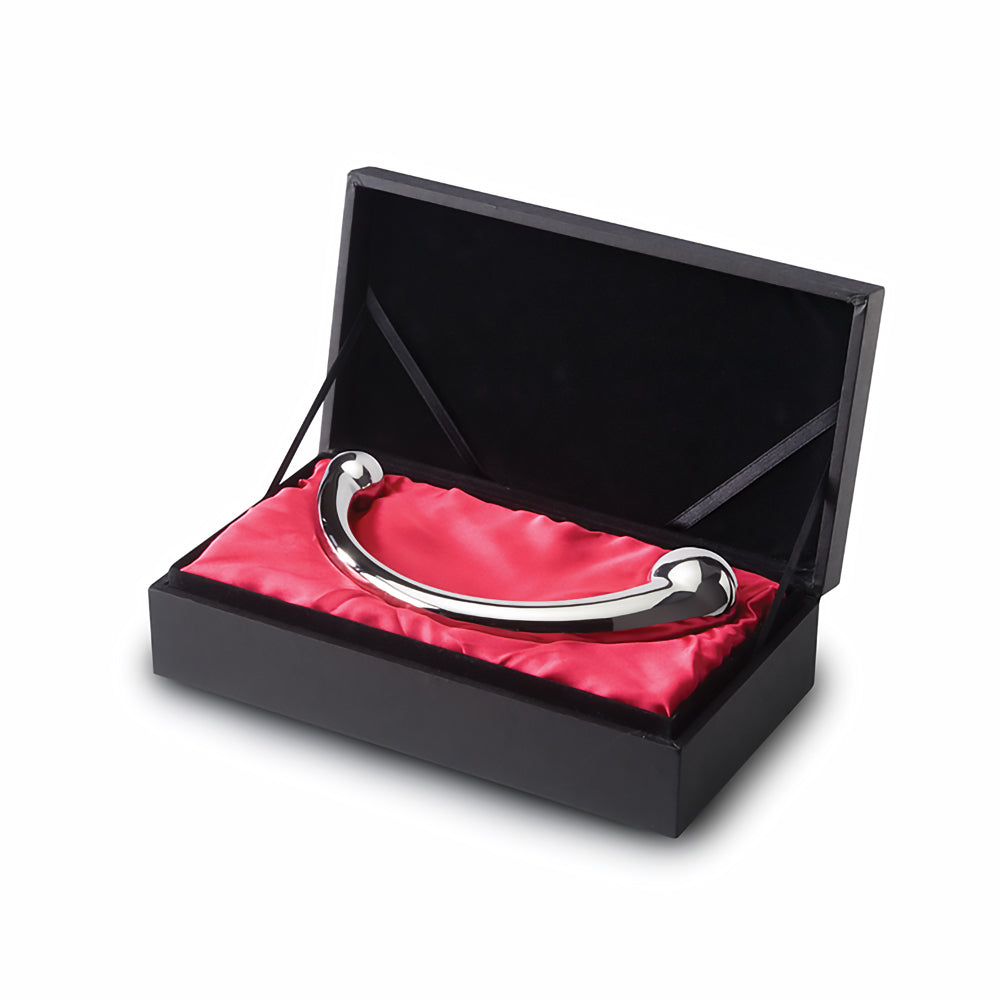 njoy Pure Wand Stainless Steel displayed in a black box with red satin lining, showcasing its premium design.