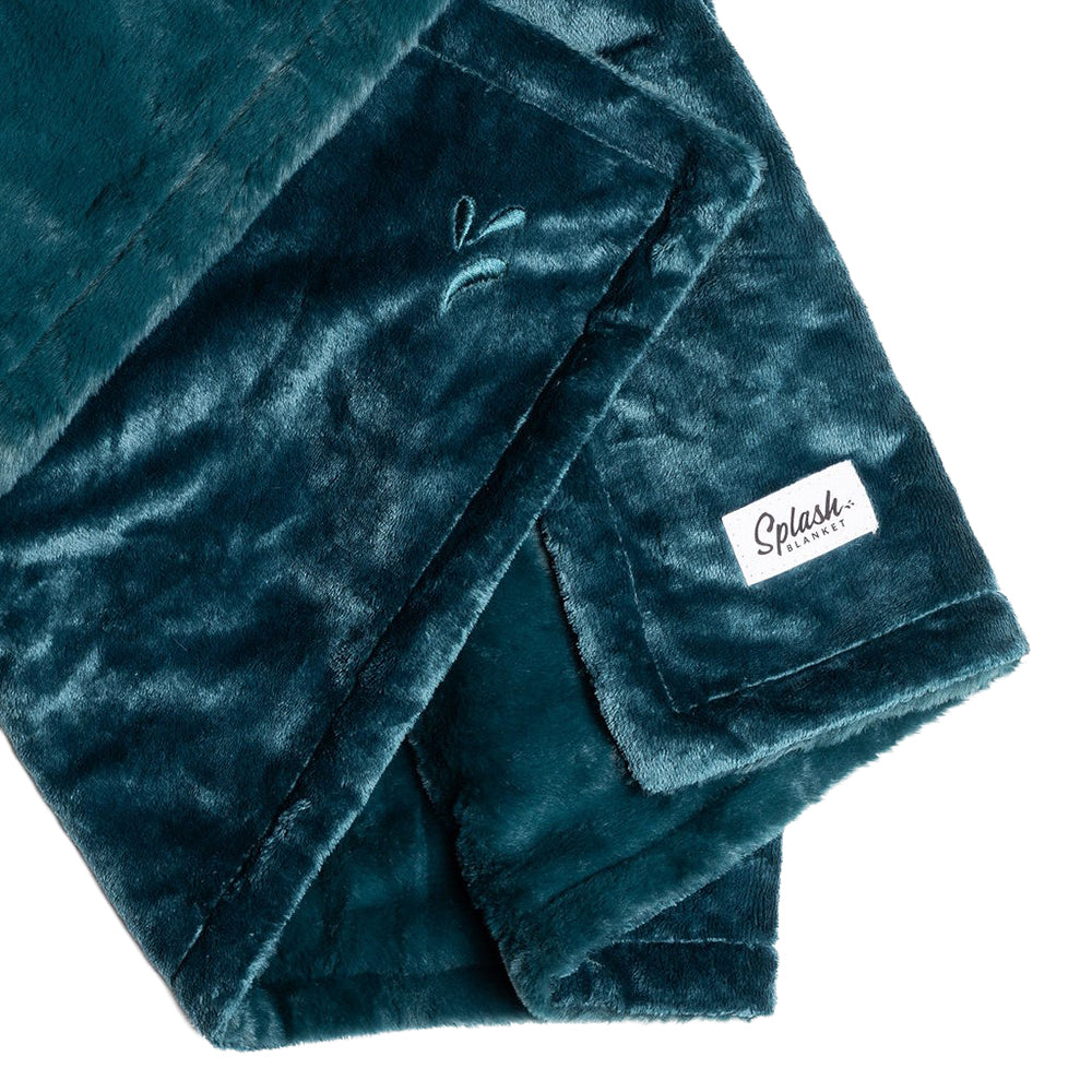 Splash Blanket Furlush Medium Emerald Green showing luxurious plush velvet and faux rabbit fur texture.