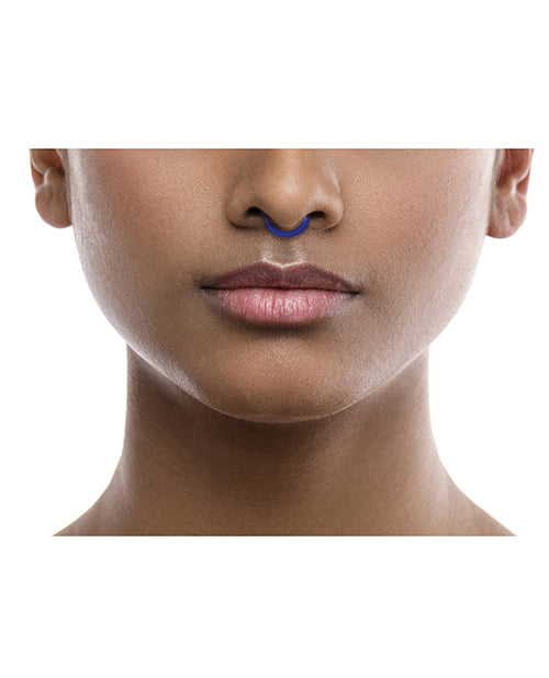 Rave Ring Vapor Single Sachet Eucalyptus Scent Blue worn across the septum for fresh eucalyptus scent.